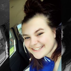 Meet your Posher, Izzy